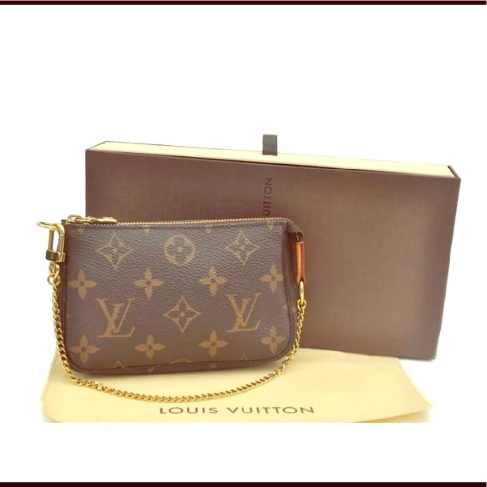 Louis Vuitton Pouchette Mini
